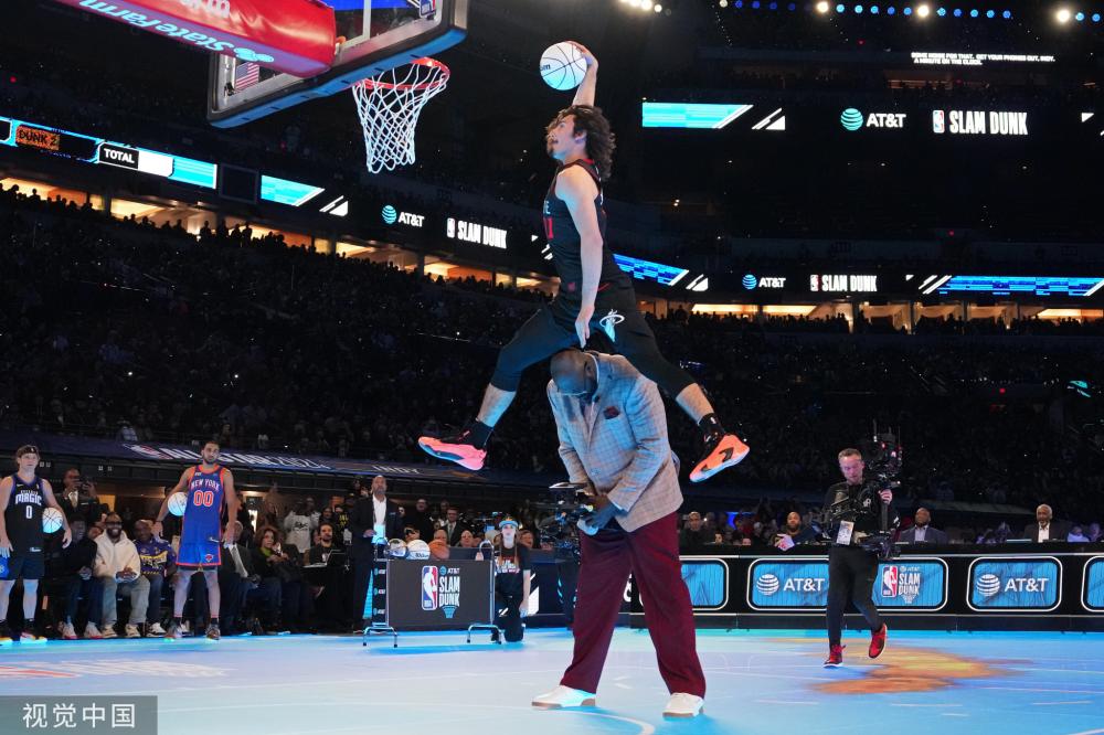 比赛中U2 比赛中U2