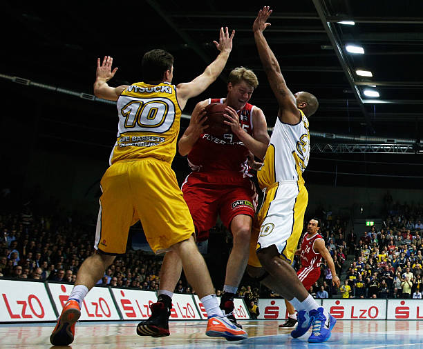 进与精准传 进与精准传