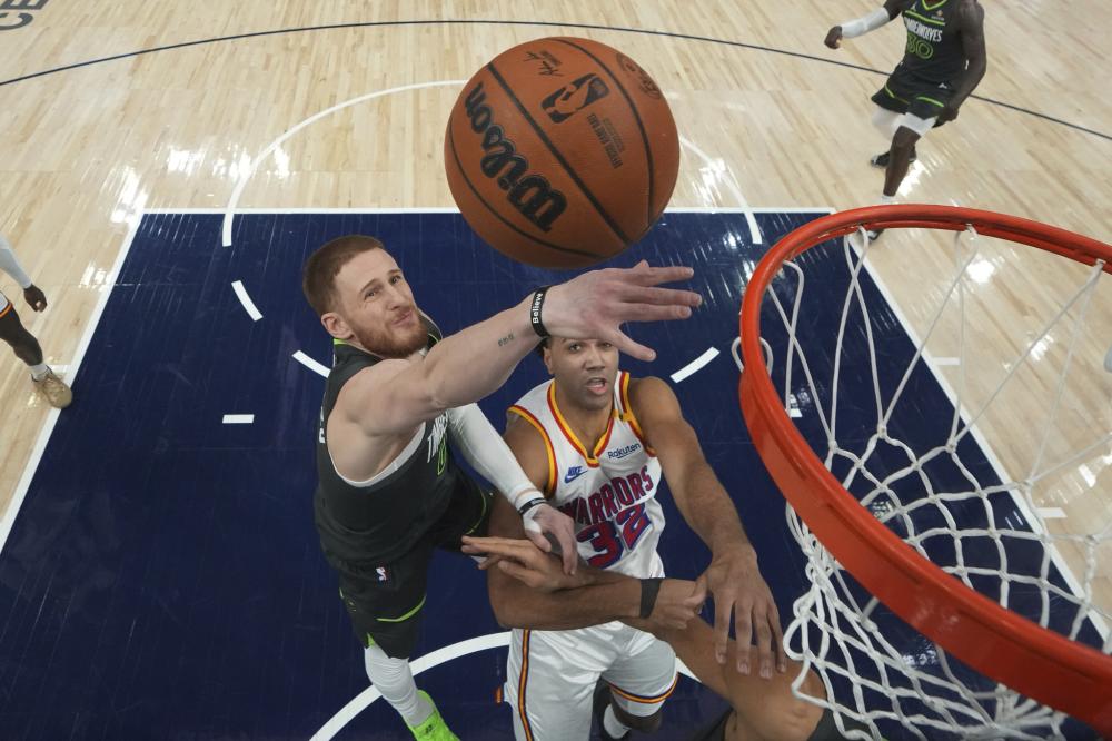 他都让球迷 他都让球迷