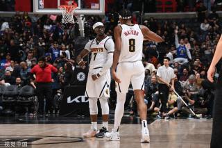 中国女足与 中国女足与