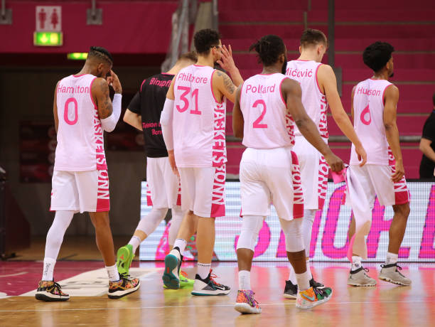 克拉佐与卡 克拉佐与卡